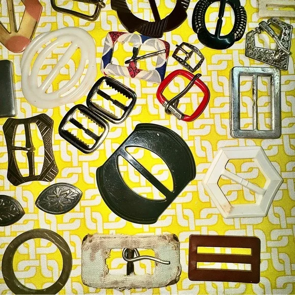 Bundle 87 VNT Belt Buckle Collection